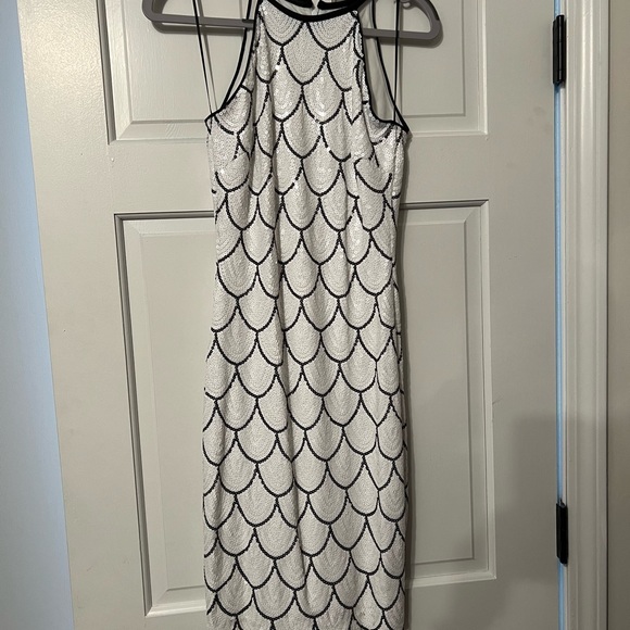 Cache Size 0 black and white sequin scalloped dress - Picture 2 of 4